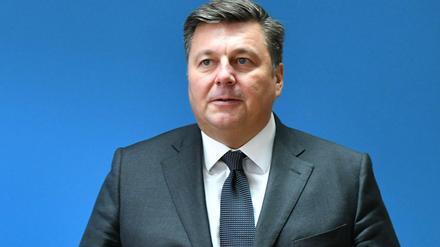 Der Berliner Innensenator Andreas Geisel beim Pressegespräch im Februar 2018.