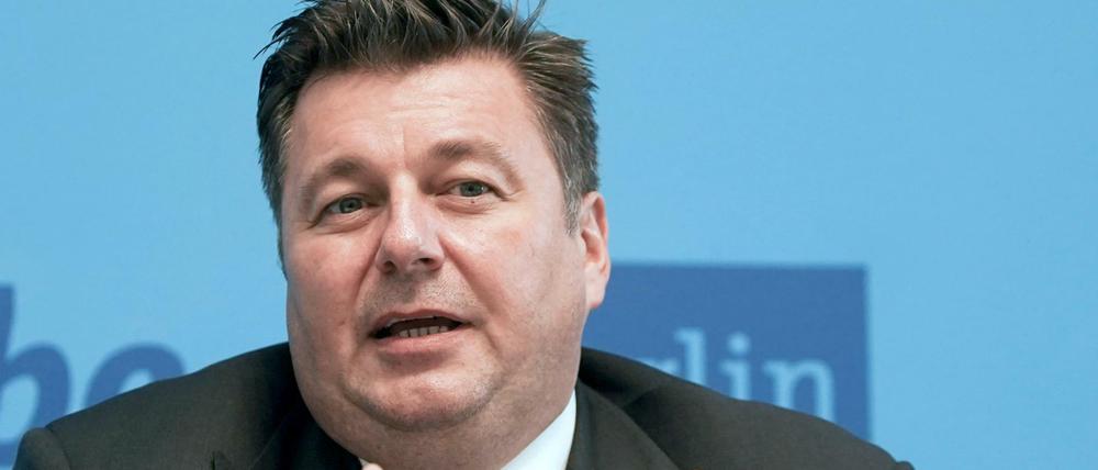 Der Innensenator Andreas Geisel rückt ins Visier der Justiz.