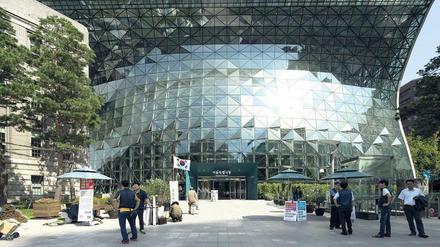 Frische Ideen für die Verwaltung. Das neue Rathaus von Seoul des Architekturbüros iArc ist nicht nur außen, sondern sogar innen begrünt.