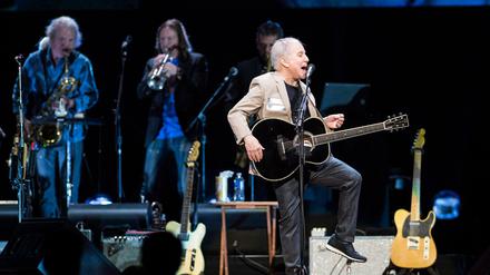 Der US-amerikanische Musiker Paul Simon beim Konzert in Vancouver.