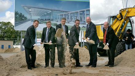 Lang, lang ist es her: Der BER-Spatenstich am 5.9.2006