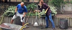 Herbstputz im Garten Dr. Hanisch Haus.