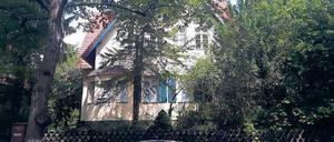 Zank in Zehlendorf. Das Haus in der Schmarjestraße. 