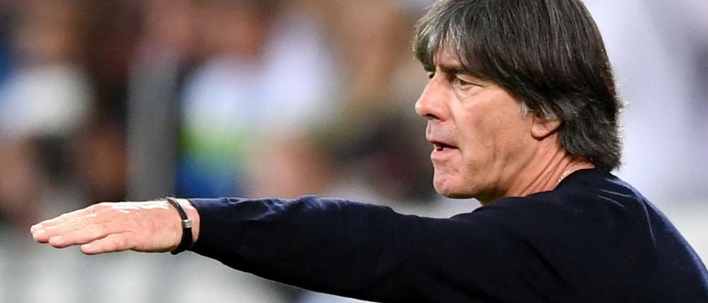 Da soll es also lang gehen. Bundestrainer Joachim Löw.