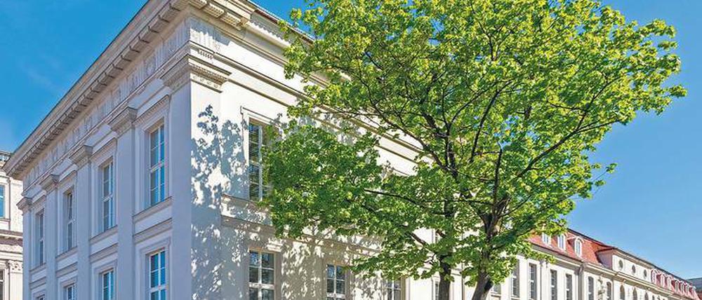 Äußerlich ist dem Prinzessinenpalais nicht anzusehen, dass es aus den 60er Jahren stammt.