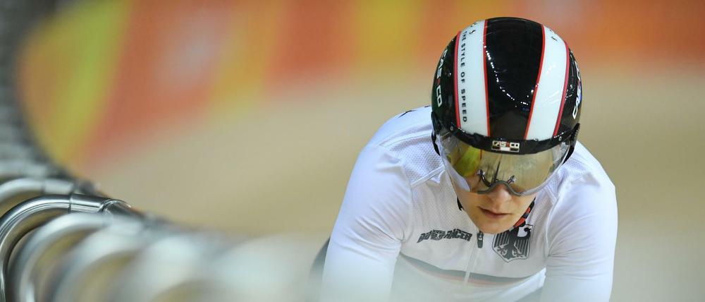 Ein Bild von Rio 2016. Kristina Vogel fährt im Halbfinale der Olympischen Spiele.