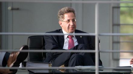 Laut eines "Spiegel"-Berichts will Hans-Georg Maaßen die Mitarbeiterzahl des Verfassungsschutzes nahezu verdoppeln.