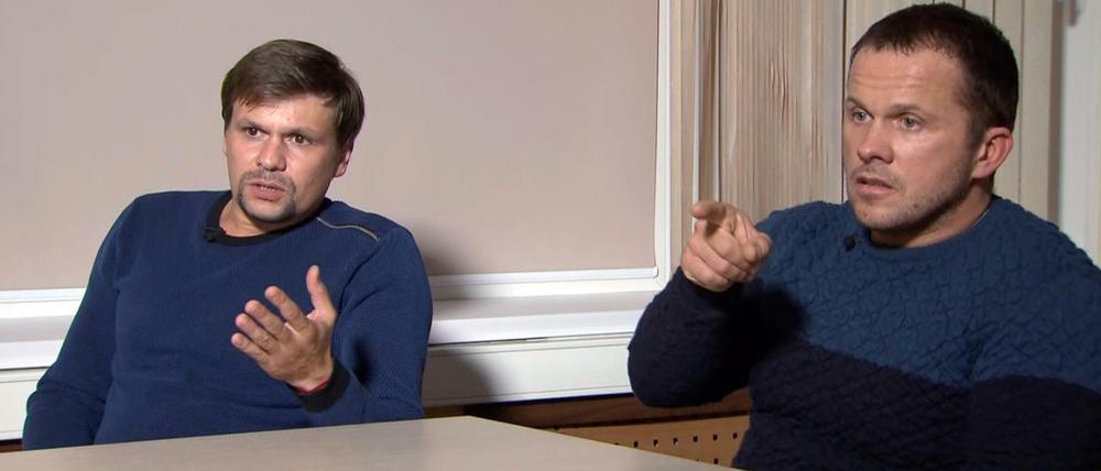 Das Videostandbild vom russischen Staatssender RT zeigt Ruslan Boschirow (l.) und Alexander Petrow.