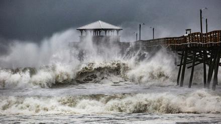 Hurrikan «Florence» trifft auf die Südostküste der USA.