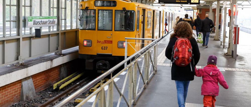 Bis zum 18. November ruht der U-Bahnverkehr zwischen dem Halleschen und dem Schlesischen Tor.