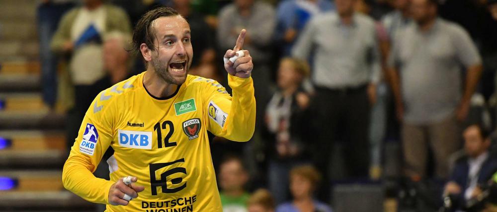 Vorne Holm, hinten Heinevetter. Der Torhüter war den Berlinern ein sicherer Rückhalt.