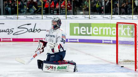 Noch wacklig. Torwart Maximilian Franzreb muss souveräner werden.