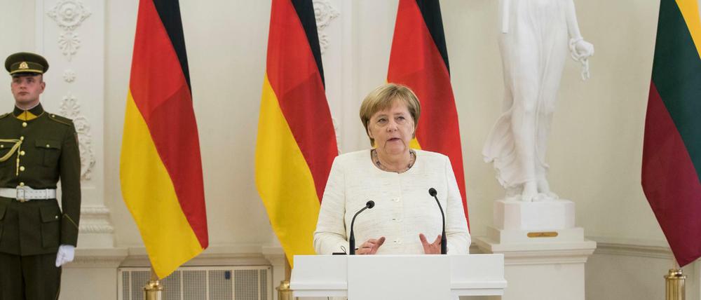Bundeskanzlerin Angela Merkel (CDU) im Präsidentenpalast von Vilnius. 
