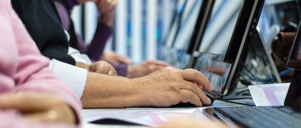 54 Prozent der deutschen Unternehmen rechnen mit Kündigungen von Mitarbeitern, die mit den neuen Technologien nicht umgehen können.