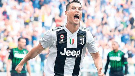 Endlich wieder jubeln. Cristiano Ronaldo erzielte am Sonntag seine ersten beiden Tore in der italienischen Serie A – und feierte sie entsprechend. 