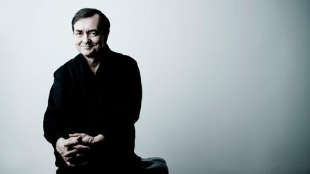 Pierre-Laurent Aimard liefert sich beim Musikfest ein Pianoduell.