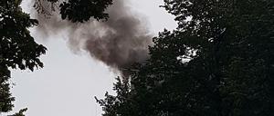 Feuer überm Dach des Lette-Vereins.