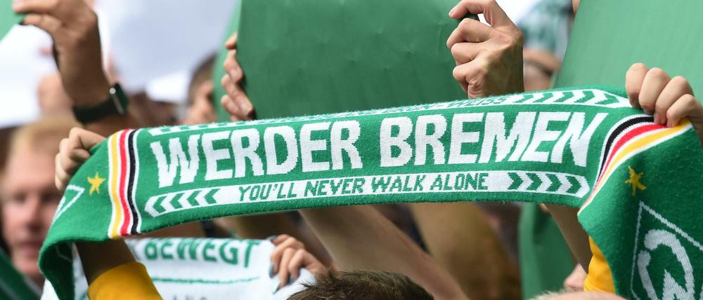 Fans von Werder Bremen im heimischen Weserstadion in Bremen