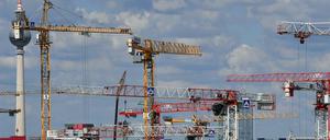 Baustelle Berlin. Die Stadt wächst, Wohnraum wird dringend benötigt.