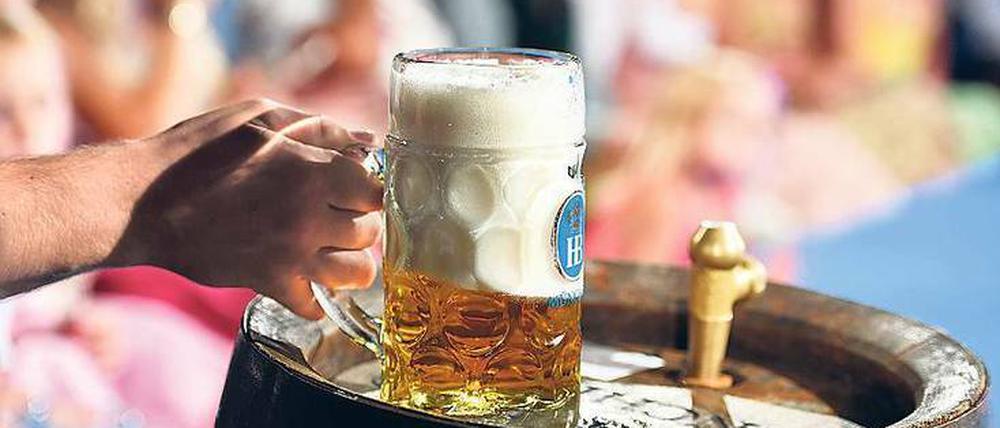Anstich. Die Oktoberfest-Saison hat in Berlin begonnen. 
