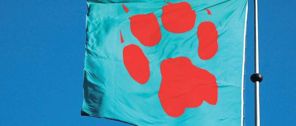 Die Stapfen werden größer. So sah die "taz"-Flagge 2006 aus.