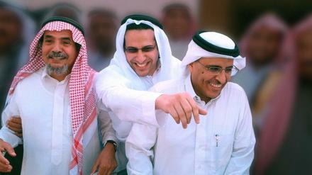 Die saudi-arabischen Preisträger Abdullah al-Hamid (l-r), Walid Abu al-Chair und Mohammed Fahad al-Kahtani (Saudi-Arabien). Das Foto wurde vermutlich vom Handoutgeber bearbeitet.