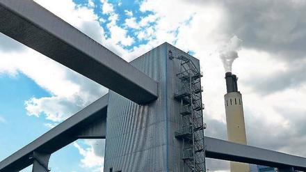 Der Schlot raucht noch - zumindest in Siemensstadt.
