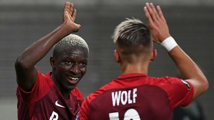 Salzburgs Amadou Haidara (l.) erzielte das 2:0.