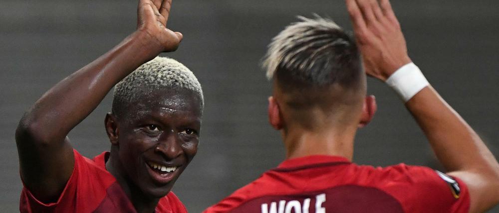 Salzburgs Amadou Haidara (l.) erzielte das 2:0.