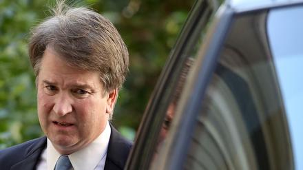Brett Kavanaugh erscheint am Montag vor einem Senatsausschuss, weil er der Vergewaltigung beschuldigt wird.
