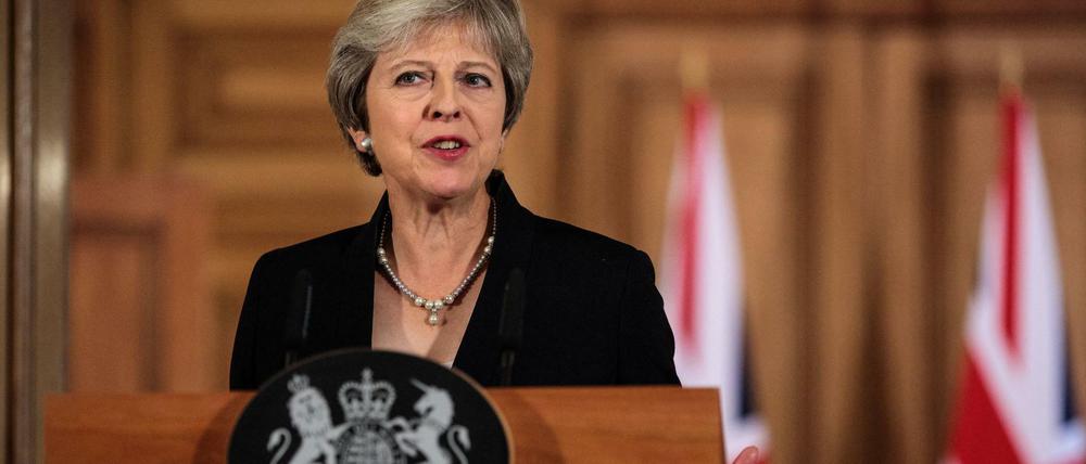 Die britische Regierungschefin Theresa May bei ihrer Erklärung am Freitag.