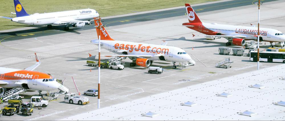 Auf dem Flughafen Tegel fehlt es an Bodenpersonal.