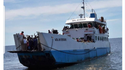 Die Fähre "MV Nyerere" bei einer früheren Fahrt,