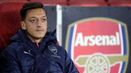 Mesut Özil freut sich über die Äußerungen seines "Bro" Jerome Boateng.