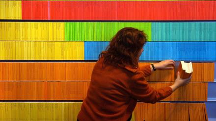 So schön bunt hier. Reclam-Buchwand während der Frankfurter Buchmesse.