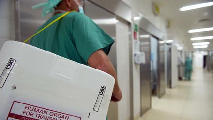 In Deutschland wird zurzeit beim Thema Organspende über eine Widerspruchslösung debattiert. 