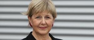 Marianne Birthler, ehemalige Leiterin der Stasi-Unterlagen-Behörde, soll nach der Entlassung von Direktor Hubertus Knabe Vertrauensperson für die Mitarbeiter der Stasi-Gedenkstätte Hohenschönhausen werden.