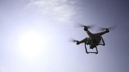 Drohne am Himmel.