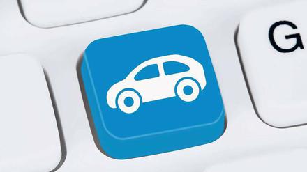 Per Knopfdruck zum Auto. Online-Anbieter von Gebrauchtwagen machen den etablierten Händlern Konkurrenz. Zugleich bieten die Plattformen dem Handel neue Vertriebskanäle. Der Markt hat ein Volumen von 80 Milliarden Euro. 