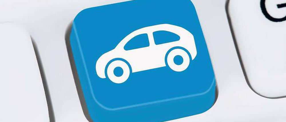 Per Knopfdruck zum Auto. Online-Anbieter von Gebrauchtwagen machen den etablierten Händlern Konkurrenz. Zugleich bieten die Plattformen dem Handel neue Vertriebskanäle. Der Markt hat ein Volumen von 80 Milliarden Euro.