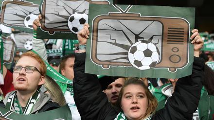 Öffentlicher Protest. Ganz so friedlich sah es im "Doppelpass" nicht aus.