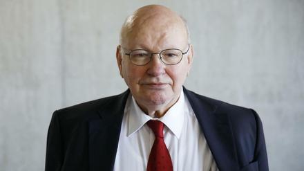 Walter Momper, 73, von 1989 bis 1991 Regierender Bürgermeister (SPD) von West-Berlin.