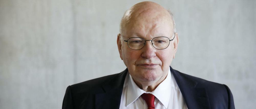 Walter Momper, 73, von 1989 bis 1991 Regierender Bürgermeister (SPD) von West-Berlin.