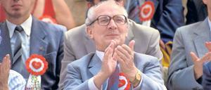 Um einen zweiten Volksaufstand im Keim zu ersticken, hatte die DDR-Regierung unter Erich Honecker 85 000 im Visier. 