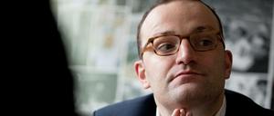 Jens Spahn gilt neben Annegret Kramp-Karrenbauer und Armin Laschet als möglicher Nachfolger von Angela Merkel.