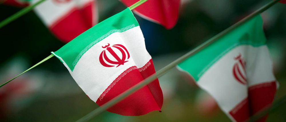 Iranische Nationalflaggen