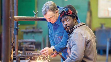 Immer wieder beschweren sich Arbeitgeber, weil Lehrlinge während der Ausbildung abgeschoben werden.