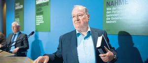 Brüder im Geiste. Buschkowsky bei der Vorstellung von Thilo Sarrazins neuestem Anti-Islam-Buch. 