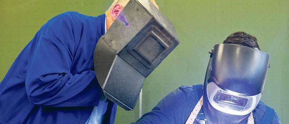 In Metall- und Elektrotechnik ist der Mangel an Studienbewerbern für das Berufsschullehramt besonders gravierend.