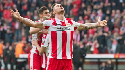 Der Erlöser? Zumindest freuen sich bei Union alle, dass Sebastian Polter wieder im Kader steht.